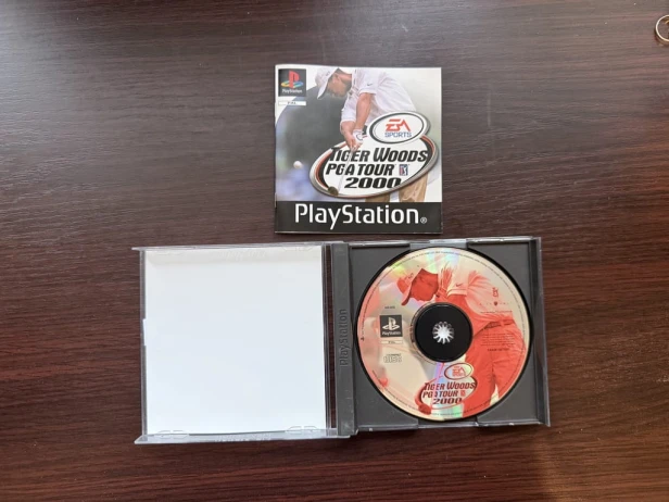 tiger woods pga tour 2000
