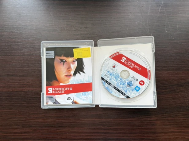 mirror’s edge